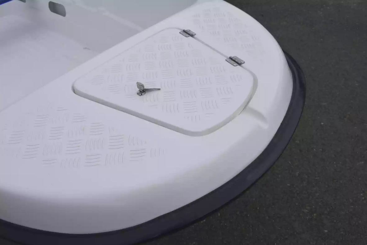 Стеклопластиковая лодка Пингвин New (тримаран) в Альметьевске