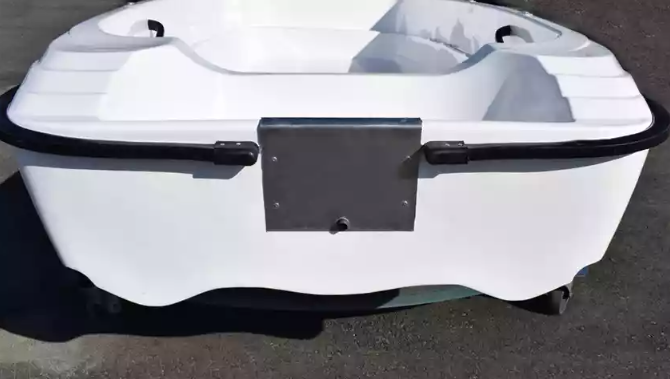 Стеклопластиковая лодка Пингвин (тримаран) в Альметьевске