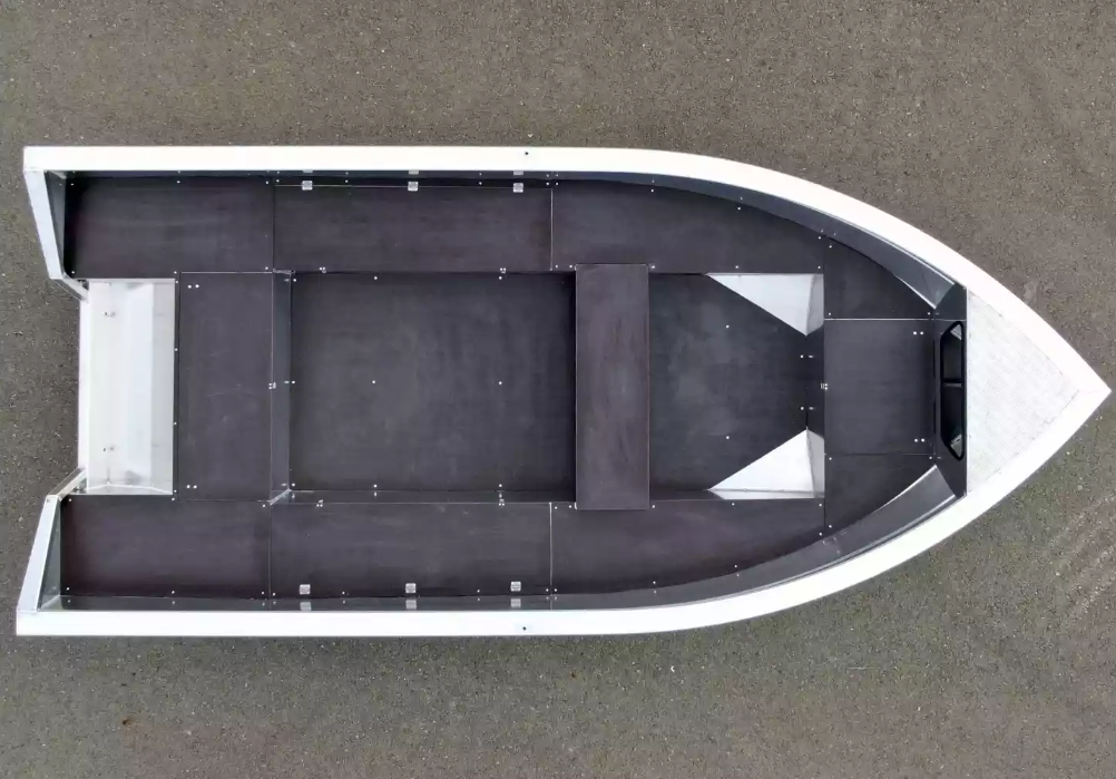 Алюминиевая лодка  Неман-420 в Альметьевске