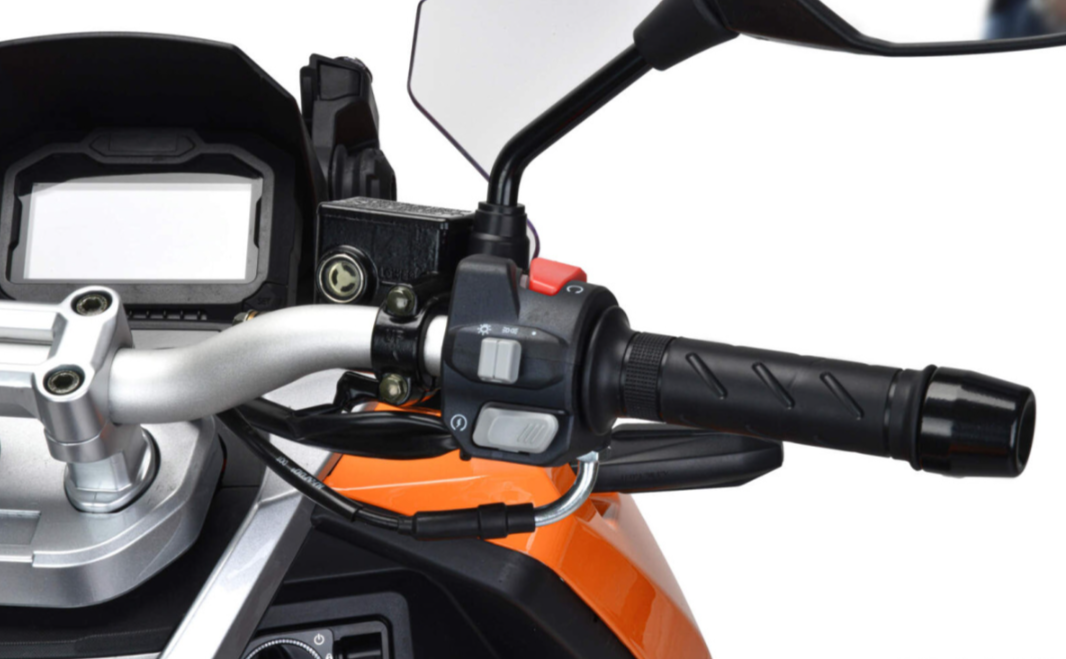 Скутер MOTOLAND (МОТОЛЕНД) T-MAX 150 в Альметьевске