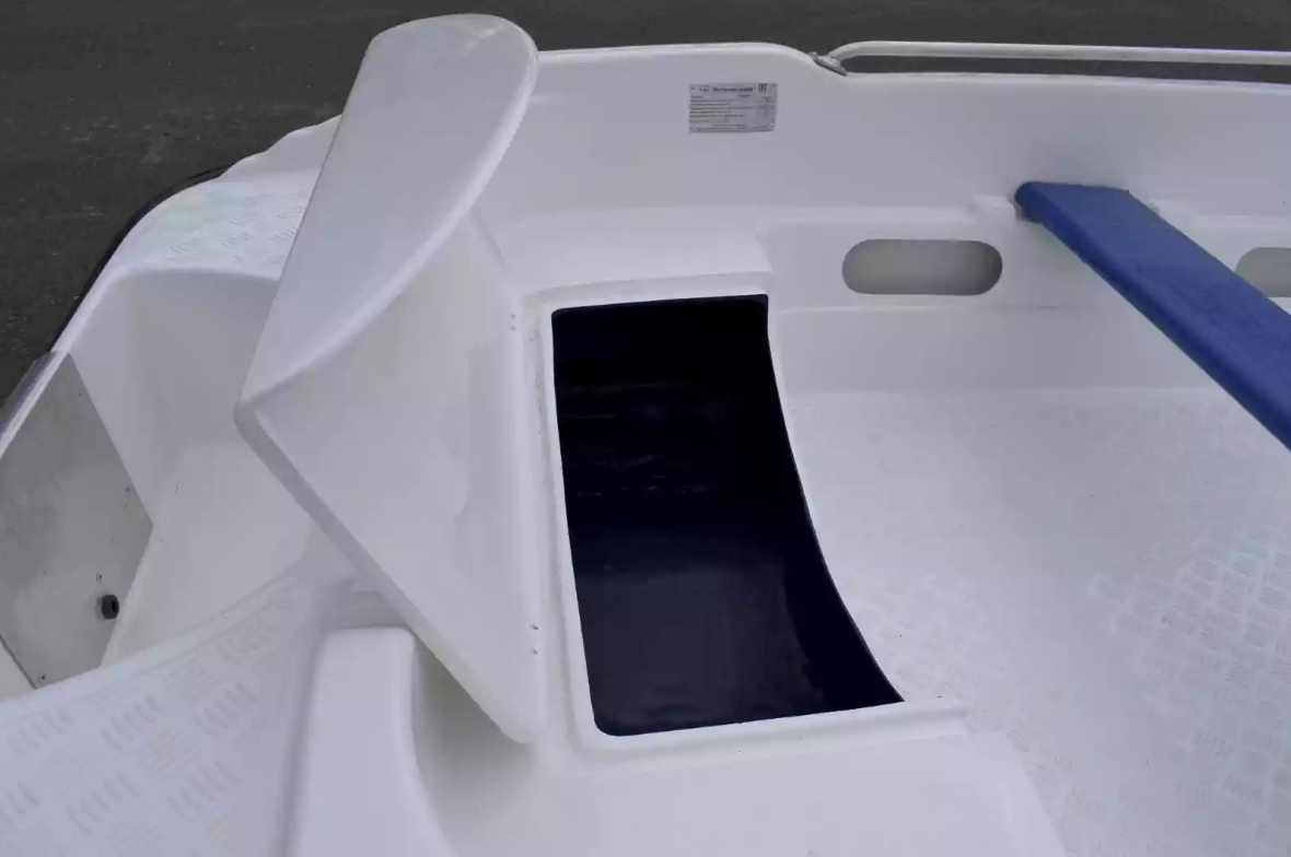 Стеклопластиковая лодка Пингвин New (тримаран) в Альметьевске