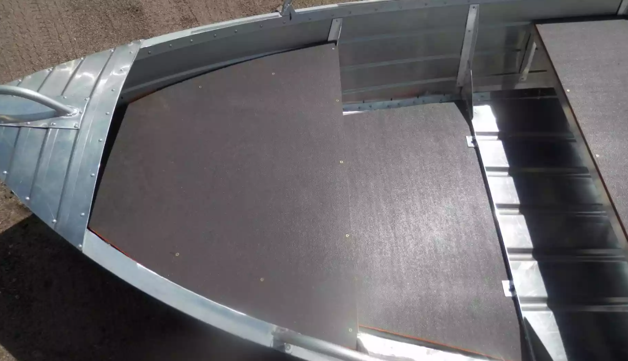 Алюминиевая лодка Вятка-Профи 32 в Альметьевске