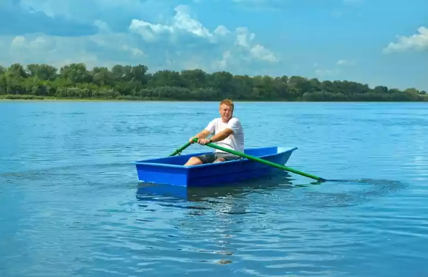 Стеклопластиковая лодка Малютка в Альметьевске