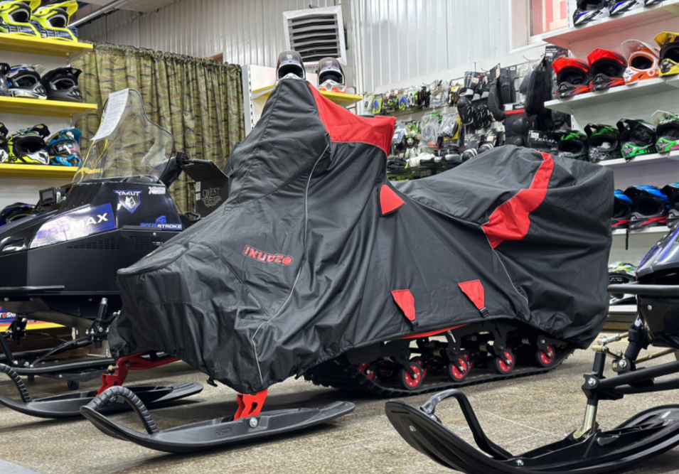 Чехол транспорт. снегохода IKUDZO HUNTER черно-красный Оксфорд ПРЕМИУМ качества с лого IKUDZO в Альметьевске