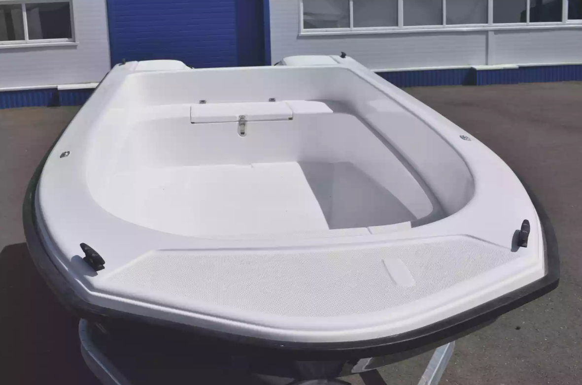 Стеклопластиковая лодка Wyatboat 430 тримаран в Альметьевске