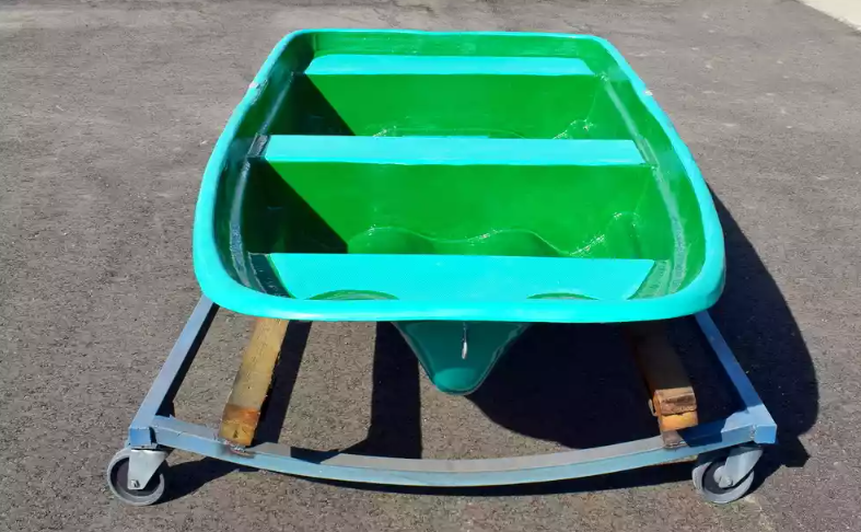 Стеклопластиковая лодка Старт (тримаран) в Альметьевске