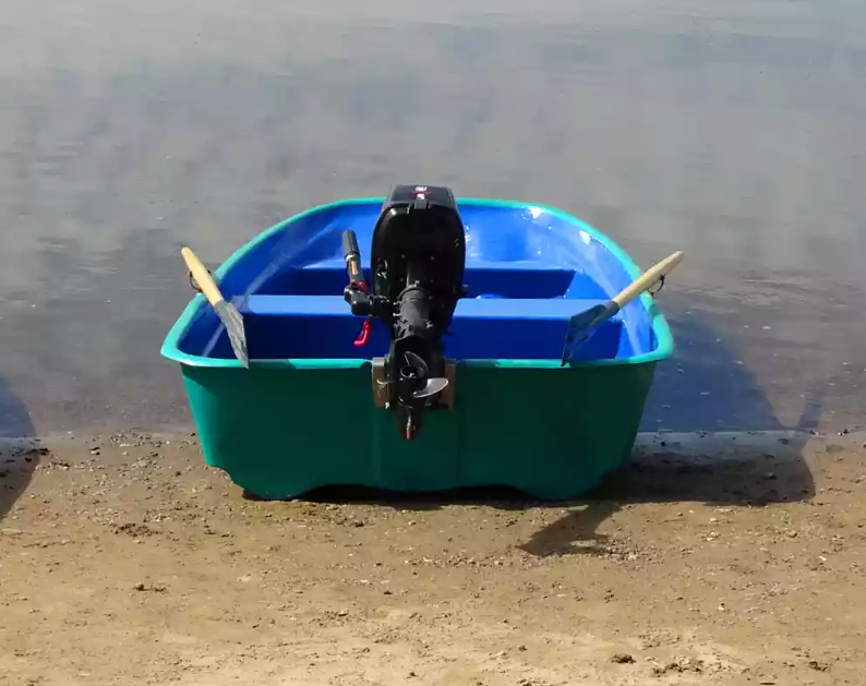 Стеклопластиковая лодка Старт (тримаран) в Альметьевске