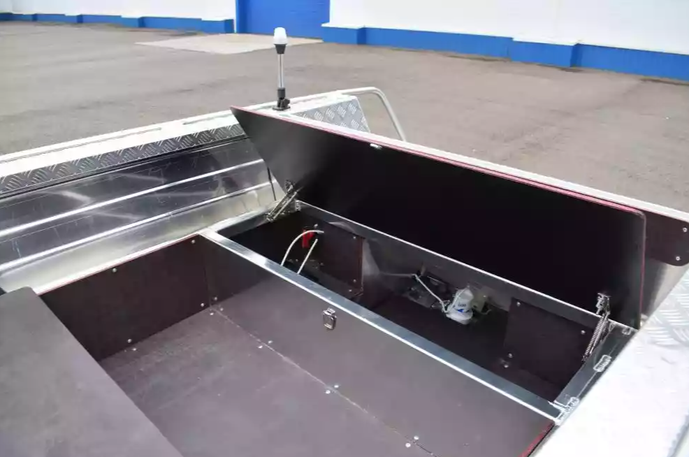 Алюминиевая лодка Wyatboat-390 DCM Увеличенный борт в Альметьевске