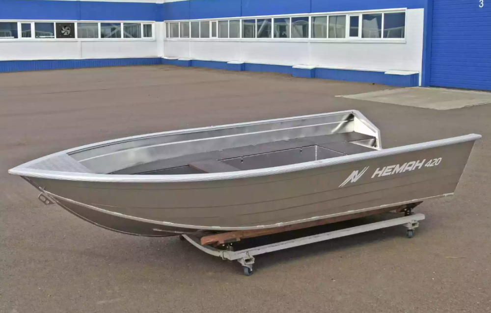 Алюминиевая лодка  Неман-420 в Альметьевске