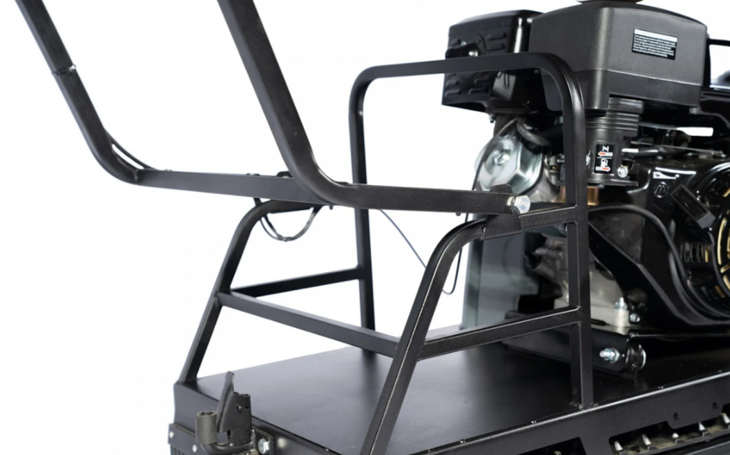 Мотобуксировщик БУРЛАК-M2 LFK 15 л.с. (передний привод, катки) в Альметьевске