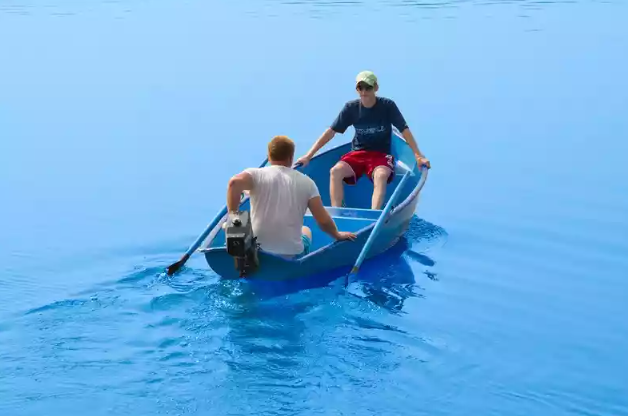 Стеклопластиковая лодка Омуль в Альметьевске