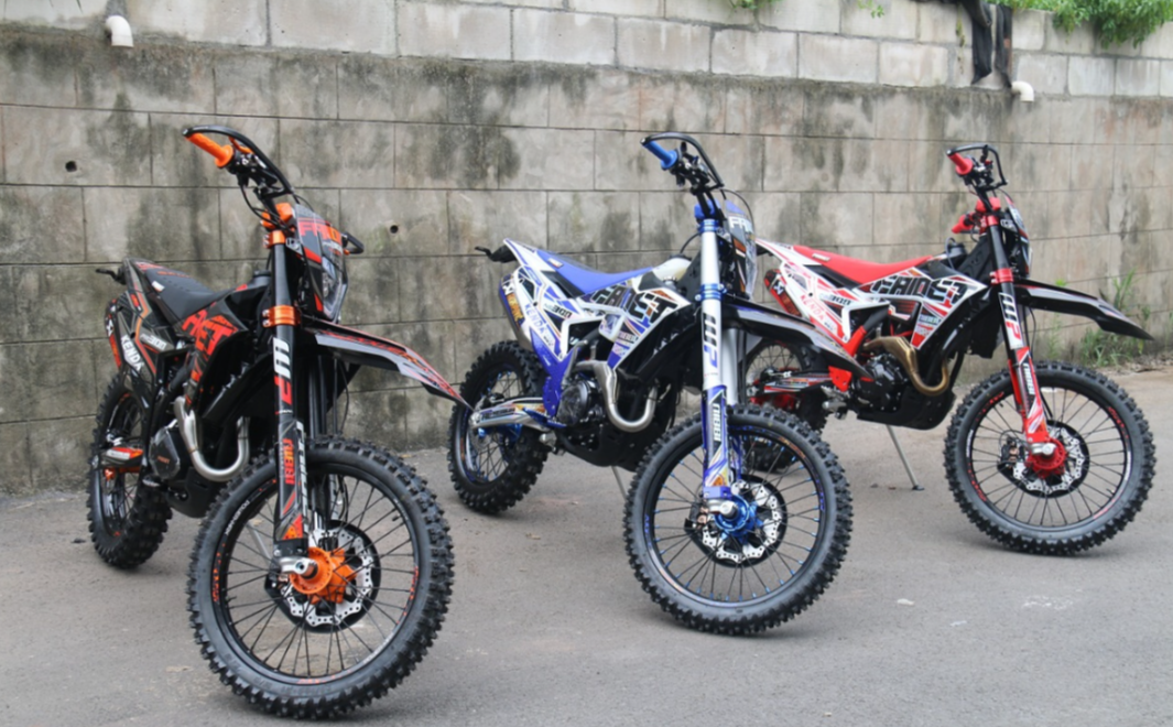 Кроссовый мотоцикл FAIDET NC300S ULTRA WP в Альметьевске