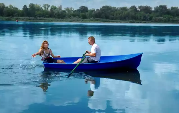 Стеклопластиковая лодка Дельфин в Альметьевске