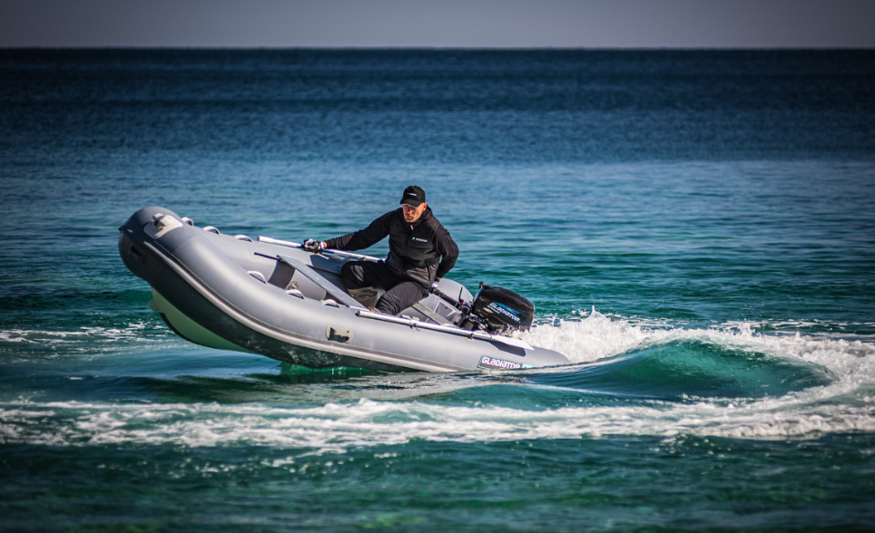 Лодка GLADIATOR RIB380AL в Альметьевске