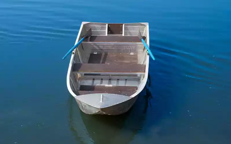 Алюминиевая лодка Вятка-Профи 37 в Альметьевске