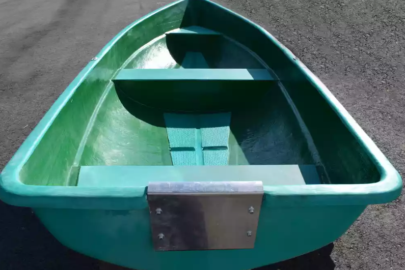 Стеклопластиковая Лодка Голавль в Альметьевске