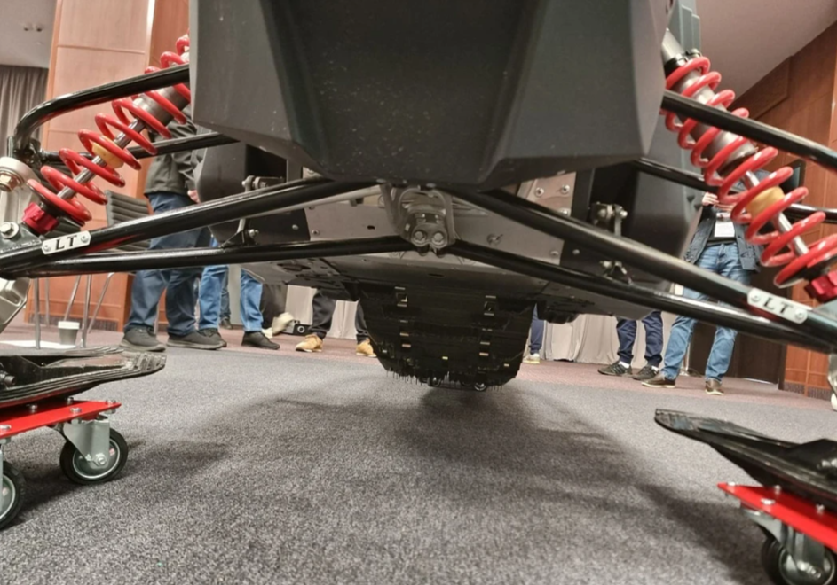 Снегоход AODES Siberiacross 1000 SWT 600mm LCD 6.8 в Альметьевске