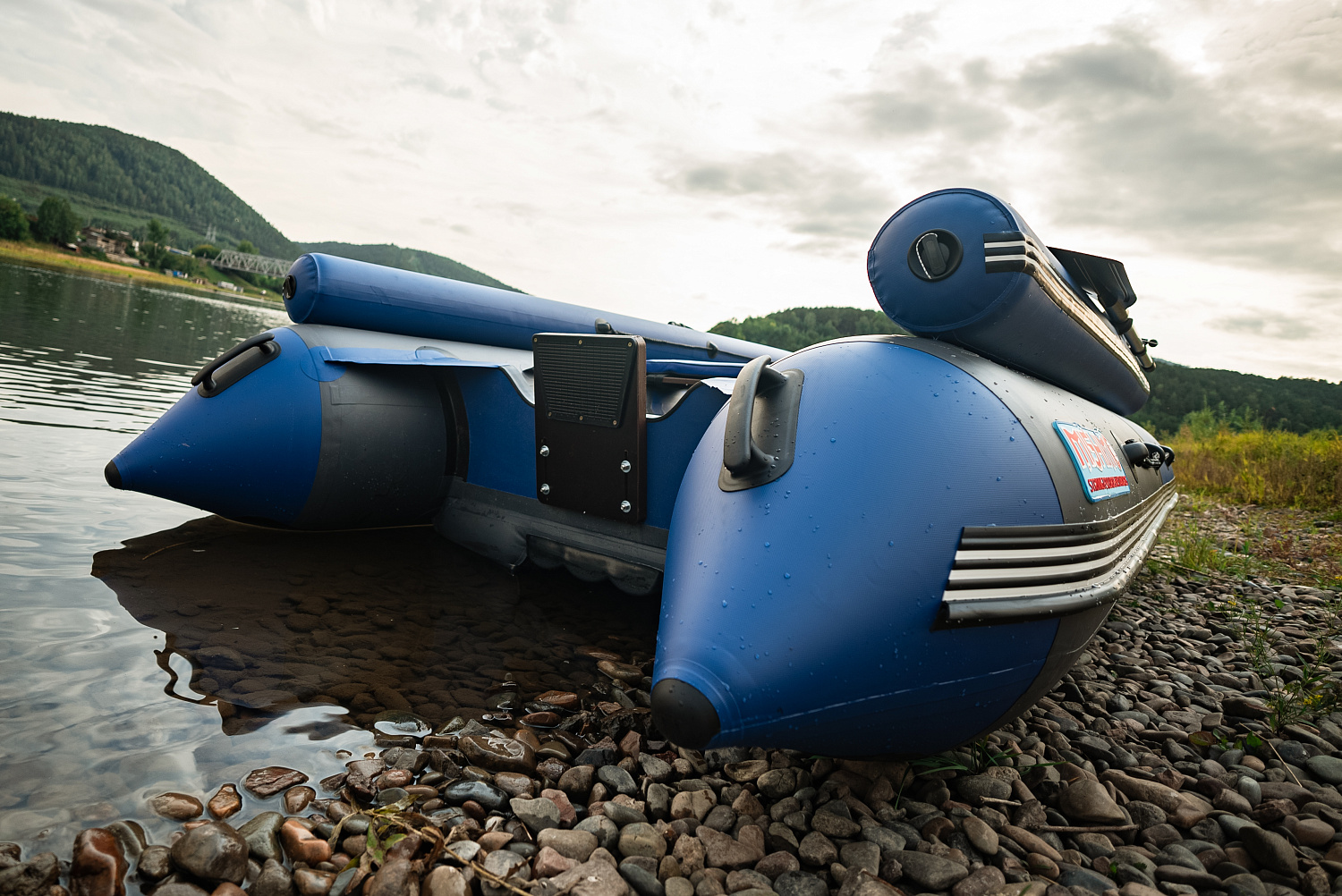 Лодка MISHIMO RIVER FJET PRO 430  под водомет в Альметьевске