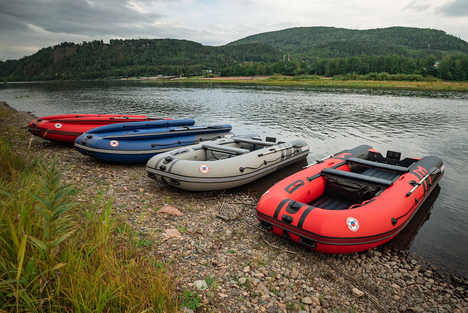 Лодка MISHIMO RIVER FJET PRO 430  под водомет в Альметьевске