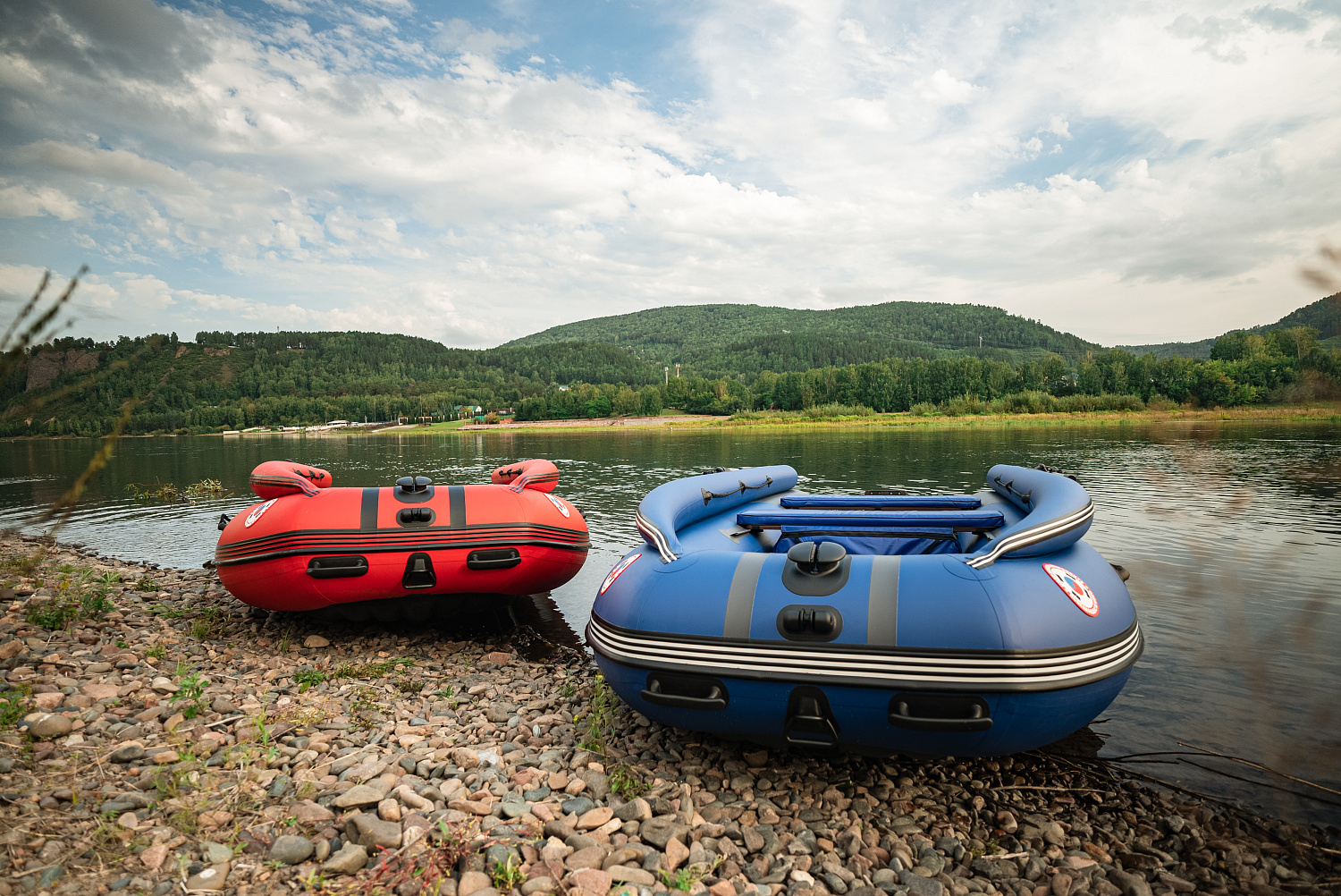 Лодка MISHIMO RIVER FJET PRO 430  под водомет в Альметьевске