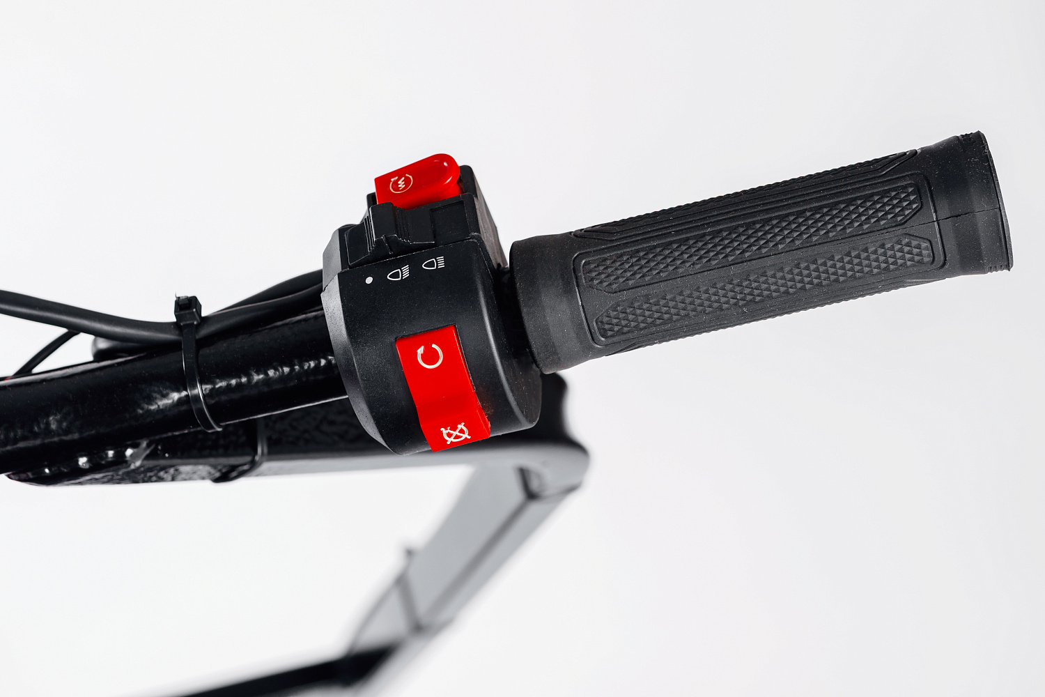 МОТОБУКСИРОВЩИК IKUDZO LONG 2.0 1700/500 EKR19 в Альметьевске