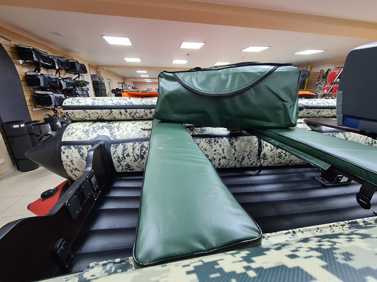 КОМПЛЕКТ МЯГКИХ НАКЛАДОК С СУМКОЙ ДЛЯ ЛОДОК 110Х20 ЗЕЛЕНЫЙ в Альметьевске